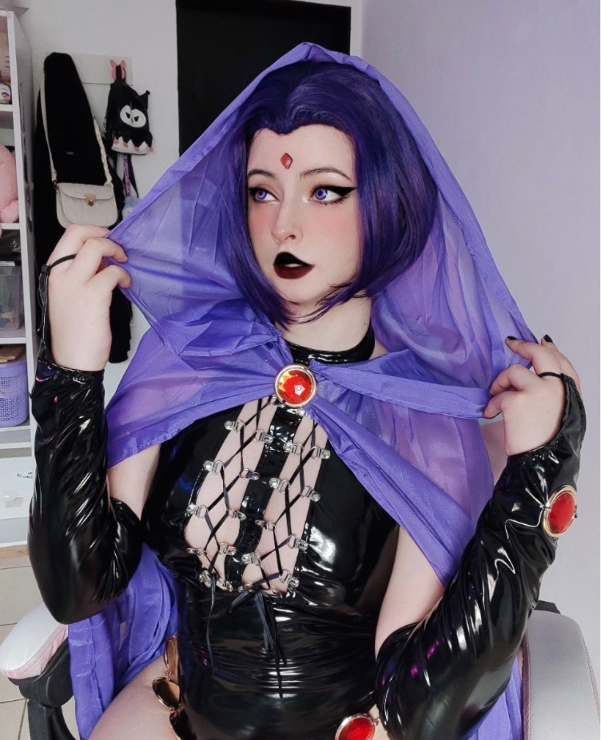 ERO COSPLAY RAVEN